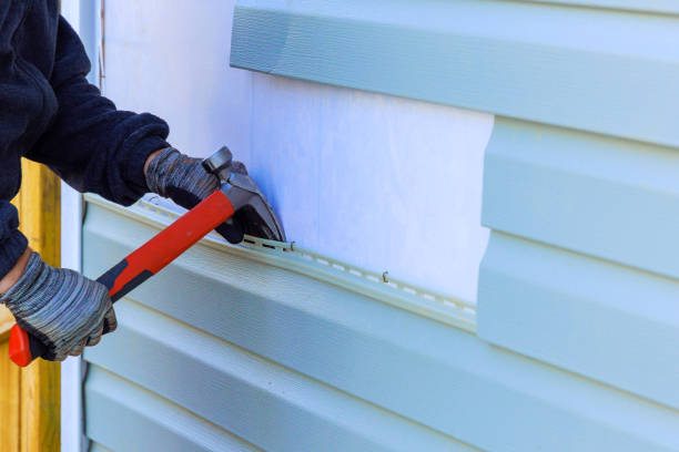 Trusted Siding Repair service in Lincoln, IL - Creative Siding